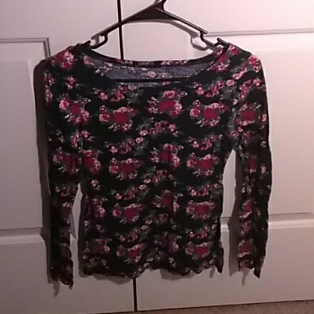 Rue 21 off the shoulder long sleeve